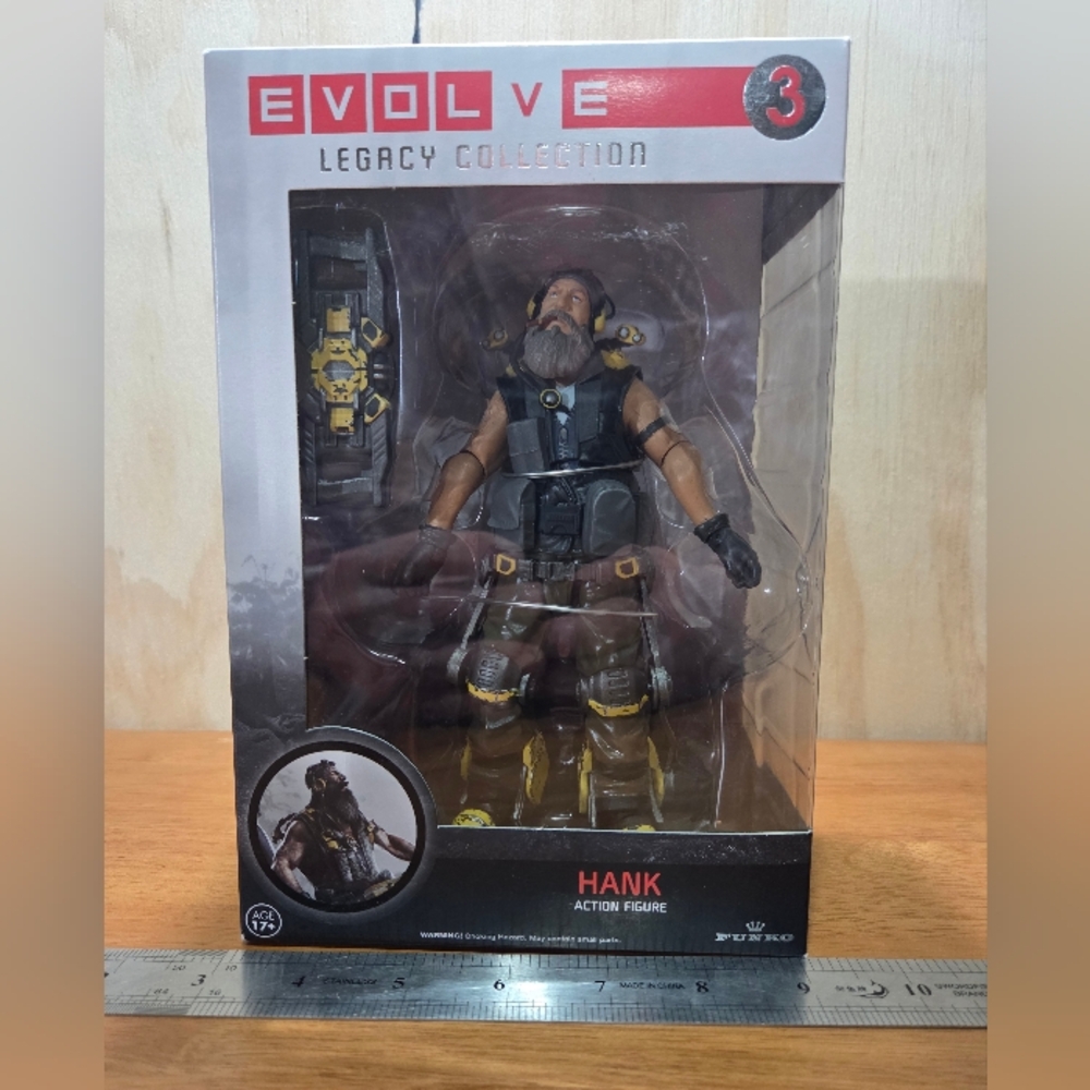 Funko Evolve Legacy Collection Hank Action Figure Series 3 NIB‎